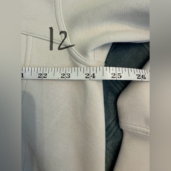 NWOT Lululemon Modal-Blend Turtleneck Tunic bone - Picture 8 of 13